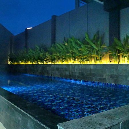 Vnc Alam Sutera Hotel Powered By Archipelago Tangerang Exterior foto